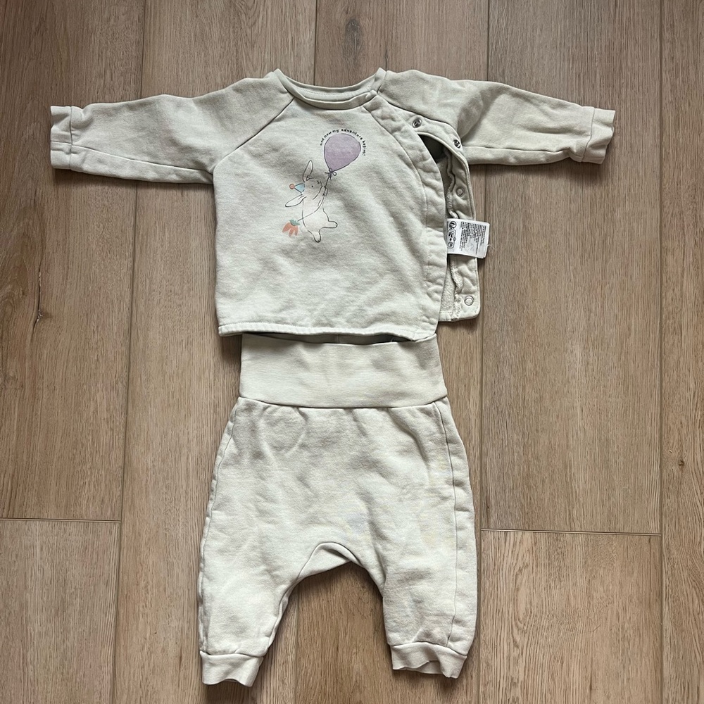H&M 6M Bunny Baby Outfit with Balloon Print Gender Neutral